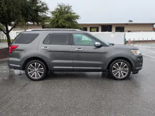 Ford Explorer 2019 AWD Platinum 4dr SUV