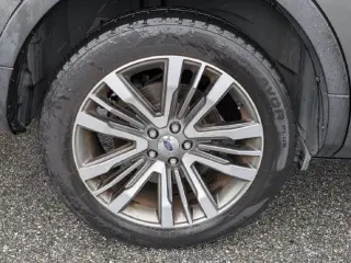 Ford Explorer 2019 AWD Platinum 4dr SUV
