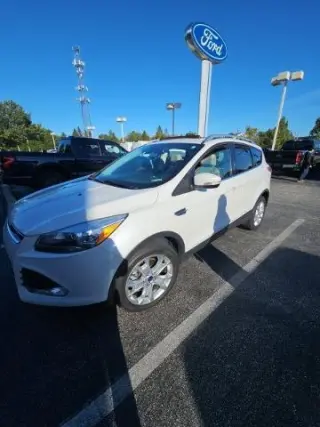 Ford Escape 2016 AWD Titanium 4dr SUV