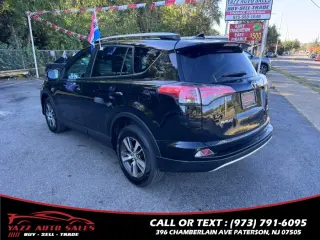 2018 Toyota RAV4 XLE AWD (Natl)