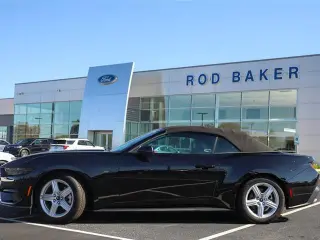 Ford Mustang 2026 EcoBoost Premium convertible 2 puertas