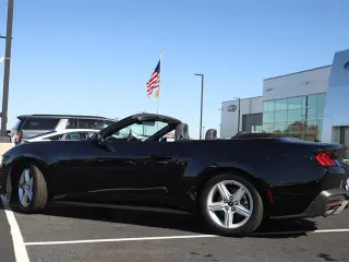 Ford Mustang 2026 EcoBoost Premium convertible 2 puertas