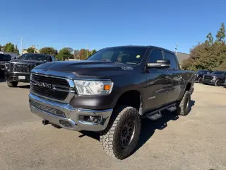 Ram 1500 2019 4x4 Big Horn 4dr Crew Cab 5.6 ft. SB Pickup