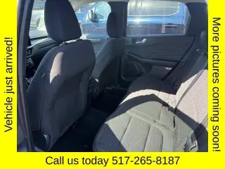 Ford Escape 2024 con tracción en las cuatro ruedas y Active 4dr SUV