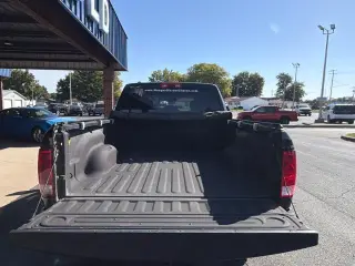 Ram 1500 2017 4x4 Express 4dr Quad Cab 6.3 ft. SB Pickup