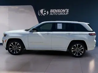 Jeep Grand Cherokee 2023 4x4 Overland 4dr SUV