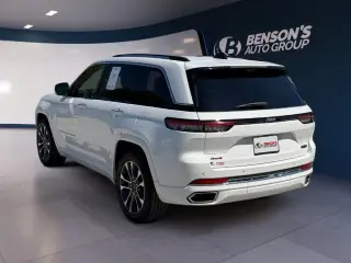 Jeep Grand Cherokee 2023 4x4 Overland 4dr SUV