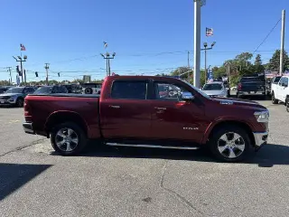 Ram 1500 2019 4x4 Laramie 4dr Crew Cab 5.6 ft. SB Pickup