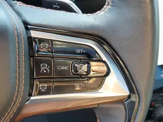 Jeep Grand Cherokee L 2023 4x4 Summit 4 puertas SUV