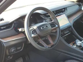 Jeep Grand Cherokee L 2023 4x4 Summit 4 puertas SUV