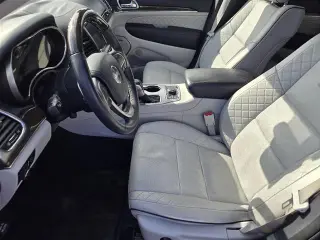 Jeep Grand Cherokee 2017 4x4 Summit 4dr SUV