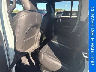 Jeep Wrangler 2023 4x4 High Altitude 4xe 4dr SUV