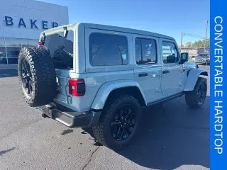 Jeep Wrangler 2023 4x4 High Altitude 4xe 4dr SUV