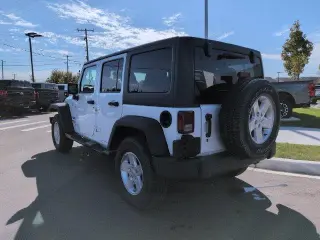 Jeep Wrangler JK Unlimited 2018 4x4 Sport 4pt SUV