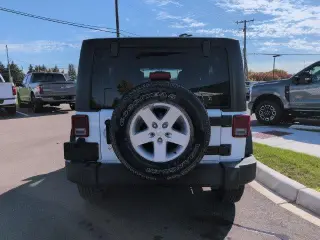 Jeep Wrangler JK Unlimited 2018 4x4 Sport 4pt SUV