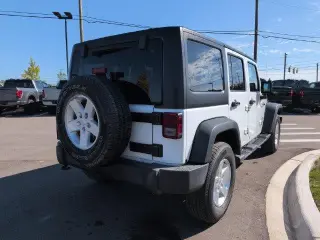 Jeep Wrangler JK Unlimited 2018 4x4 Sport 4pt SUV