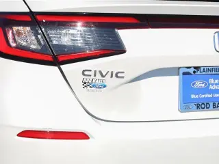 Honda Civic 2023 Sport 4 tracción automática de cintros