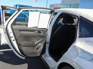 Honda Civic 2023 Sport 4 tracción automática de cintros