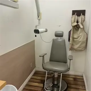 ISLAND PLAZA DENTAL