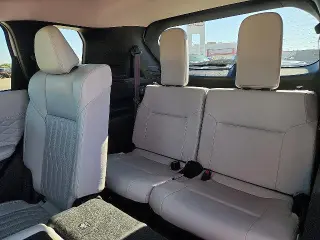 Mitsubishi Outlander 2025 SEL 4 puertas SUV