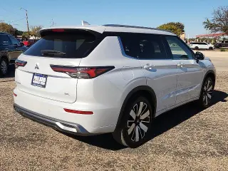 Mitsubishi Outlander 2025 SEL 4 puertas SUV