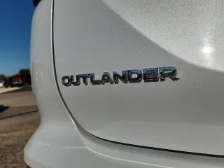 Mitsubishi Outlander 2025 SEL 4 puertas SUV
