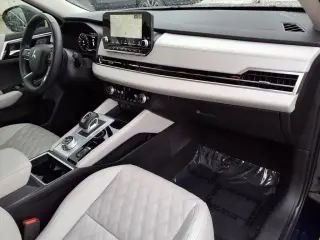 Mitsubishi Outlander 2024 SEL 4dr SUV
