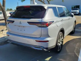 Mitsubishi Outlander 2025 SE 4p SUV