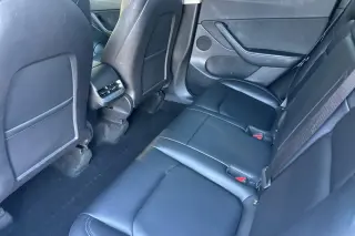 Tesla Model Y 2022 tracción en todas las ruedas rendimiento 4p Crossover