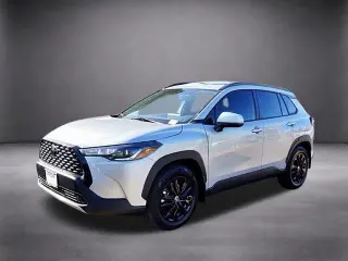 Toyota Corolla Cross 2024 LE 4p Crossover