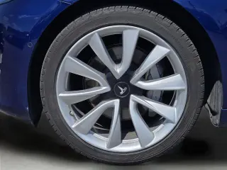 Tesla Modelo 3 2019 Rango Medio 4p Fastback