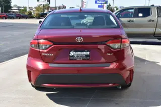 Toyota Corolla 2022 XLE 4dr Sedán