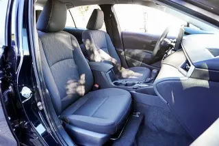 Toyota Corolla 2024 LE 4p Sedan