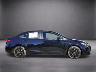 Toyota Corolla 2024 LE 4p Sedan