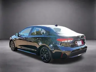 Toyota Corolla 2024 LE 4p Sedan