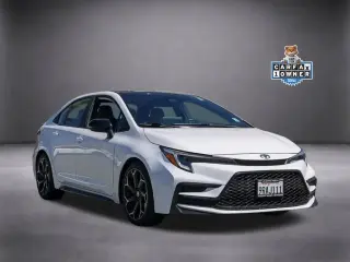 Toyota Corolla 2025 FX 4p Sedán