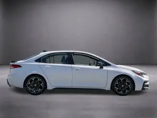 Toyota Corolla 2025 FX 4p Sedán