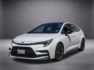 Toyota Corolla 2025 FX 4p Sedán