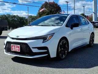Toyota Corolla 2025 FX 4dr Sedán