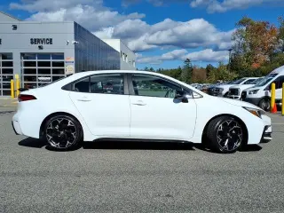 Toyota Corolla 2025 FX 4dr Sedán