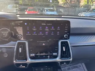 Kia Sorento 2023 AWD SX 4dr SUV