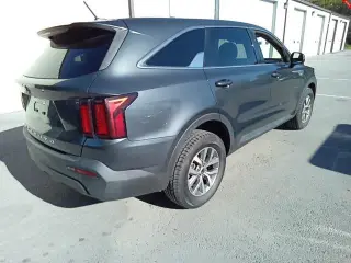 SUV Kia Sorento 2021 AWD LX 4dr