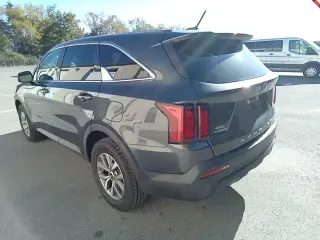 SUV Kia Sorento 2021 AWD LX 4dr