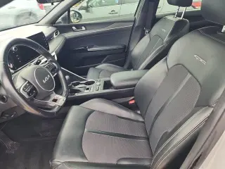Kia K5 2022 GT-Line 4dr Sedán