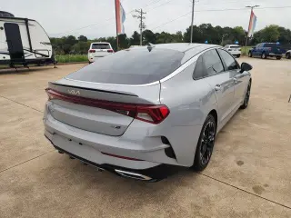 Kia K5 2022 GT-Line 4dr Sedán