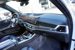 BMW X5 2025 AWD xDrive50e Vehículo de Actividad Deportiva 4p