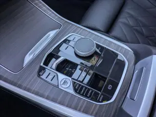 BMW X5 2024 sDrive40i 4dr Vehículo de actividad deportiva