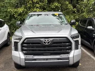 Toyota Tundra 2023 4x4 SR5 4dr CrewMax Cab Pickup SB