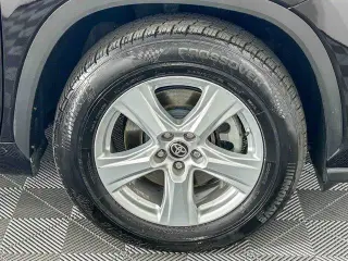 Toyota Highlander 2021 LE 4dr SUV