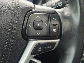 Toyota Highlander 2019 AWD SE 4dr SUV